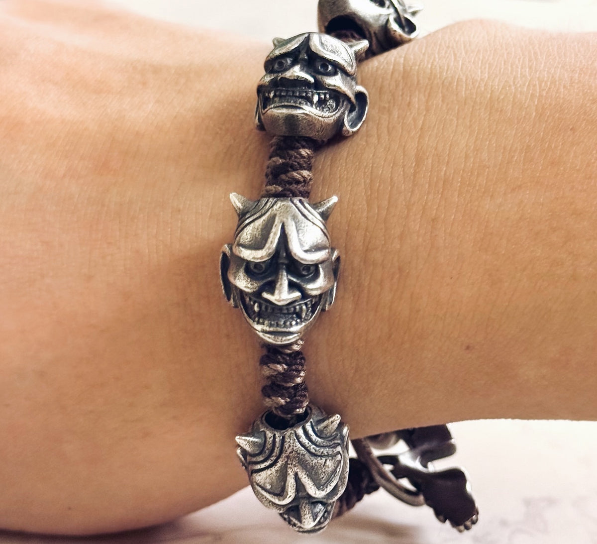Hannya Braided Bracelet 手工般若の面烏鴉編織手繩