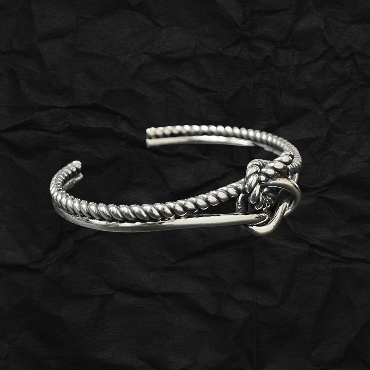 Double Knots Bangle 雙層繩結手鐲