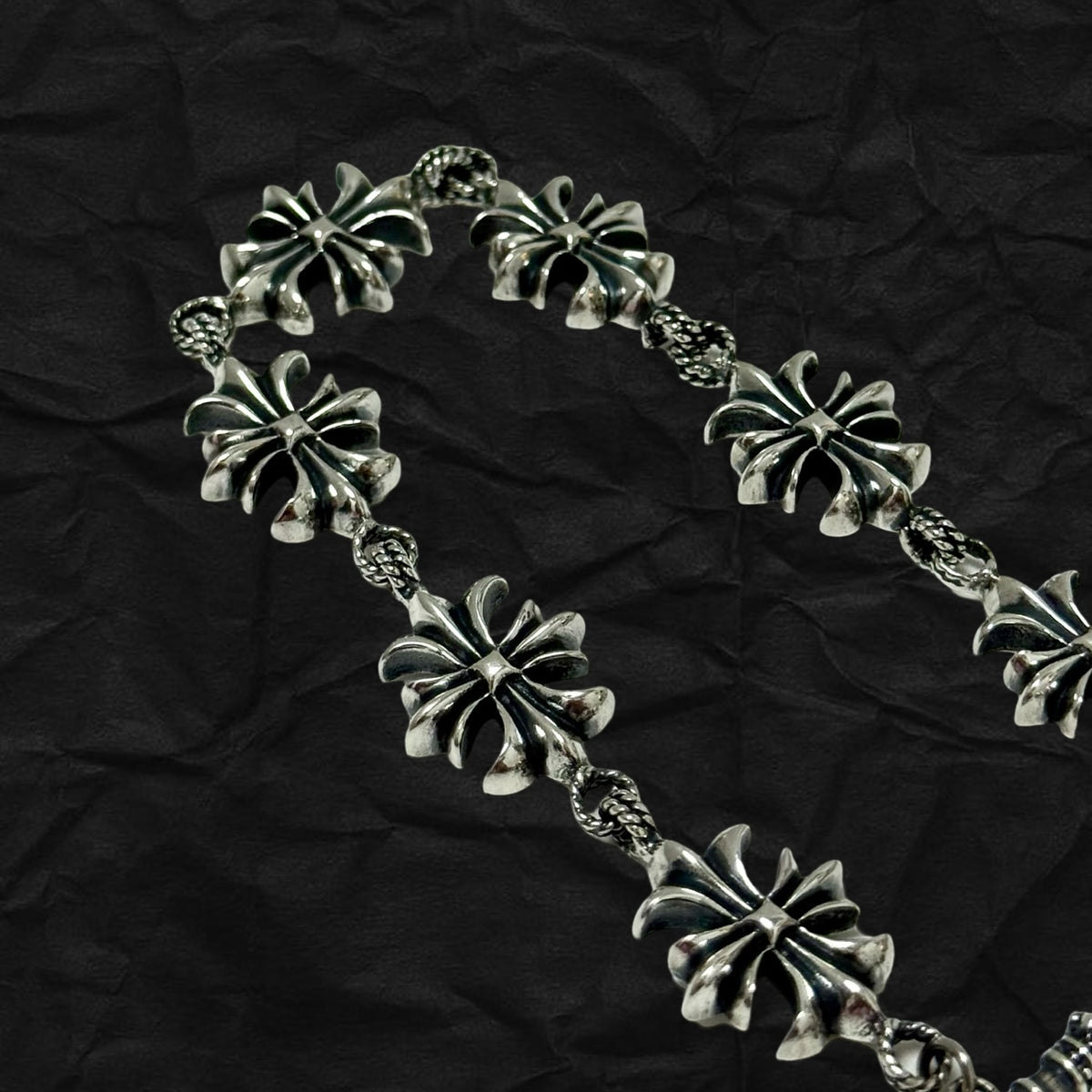 Floral Cross Bracelet 十字花OT扣手鏈