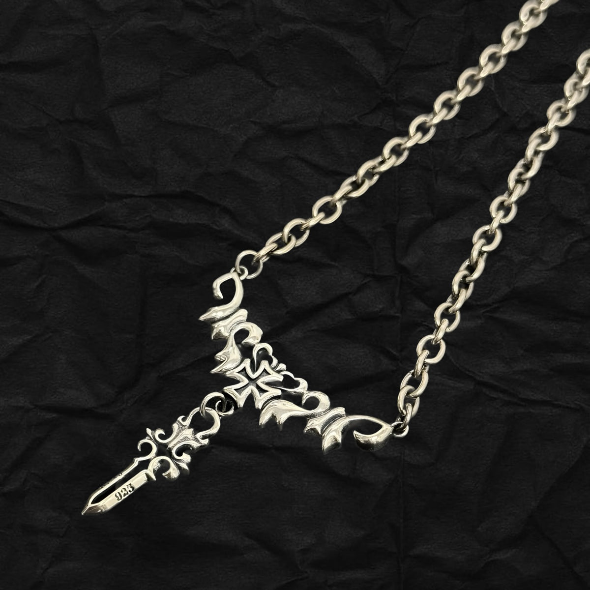 Fiery Dagger Necklace 火焰聖劍頸鏈