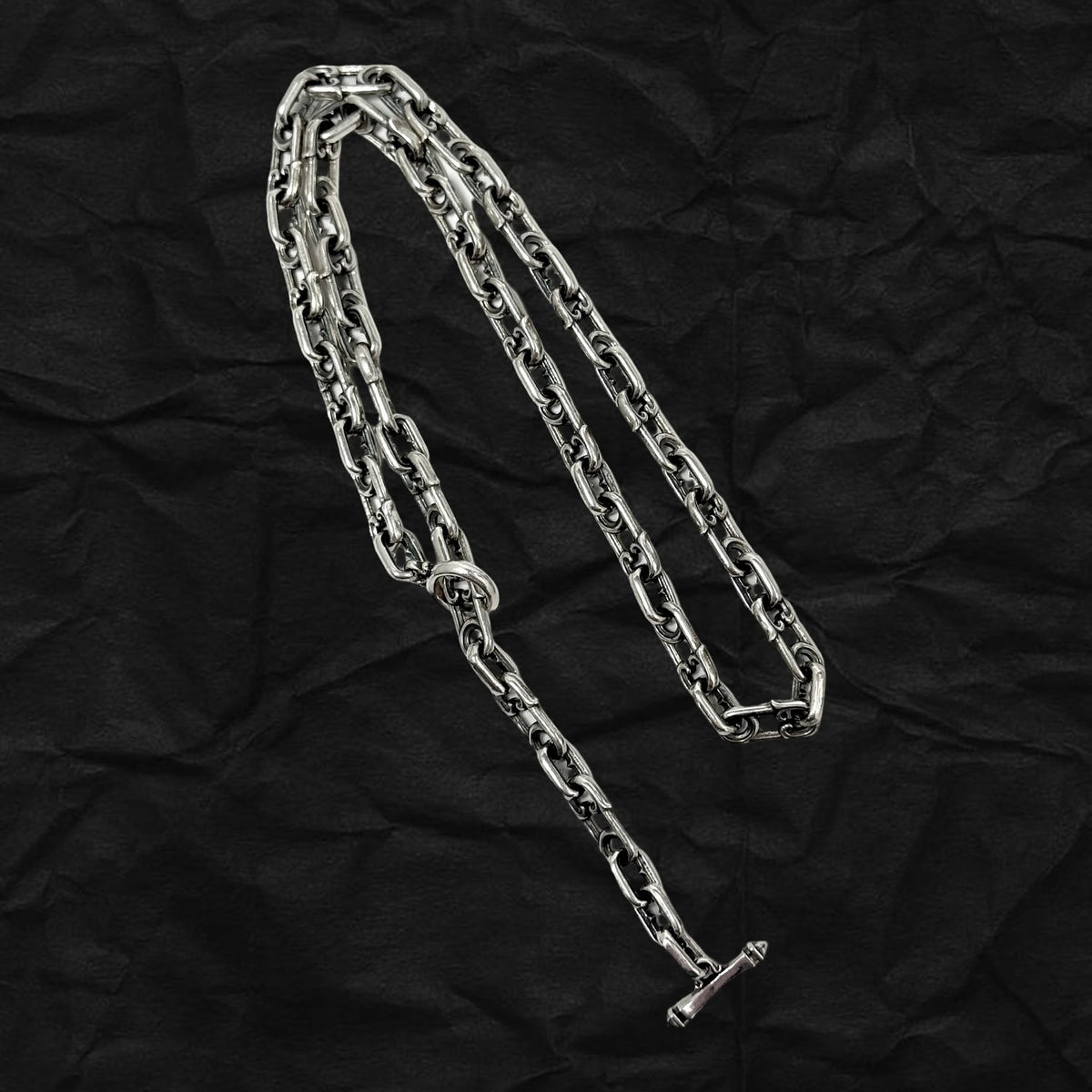 Pin Necklace 扣針OT扣頸鏈