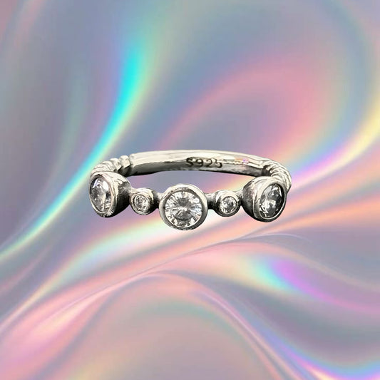 Moonlight Ring 銀月鋯石戒指