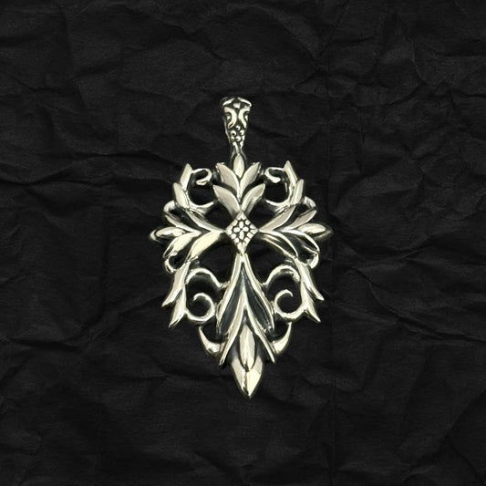 Entwined Vines Cross Pendant 火焰藤蔓十字架吊墜