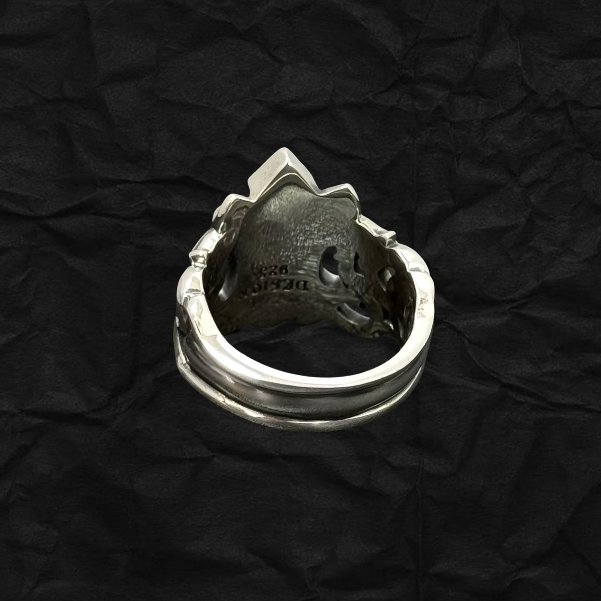 Gothic Thorn Vine Ring 荊棘藤蔓鋯石戒指