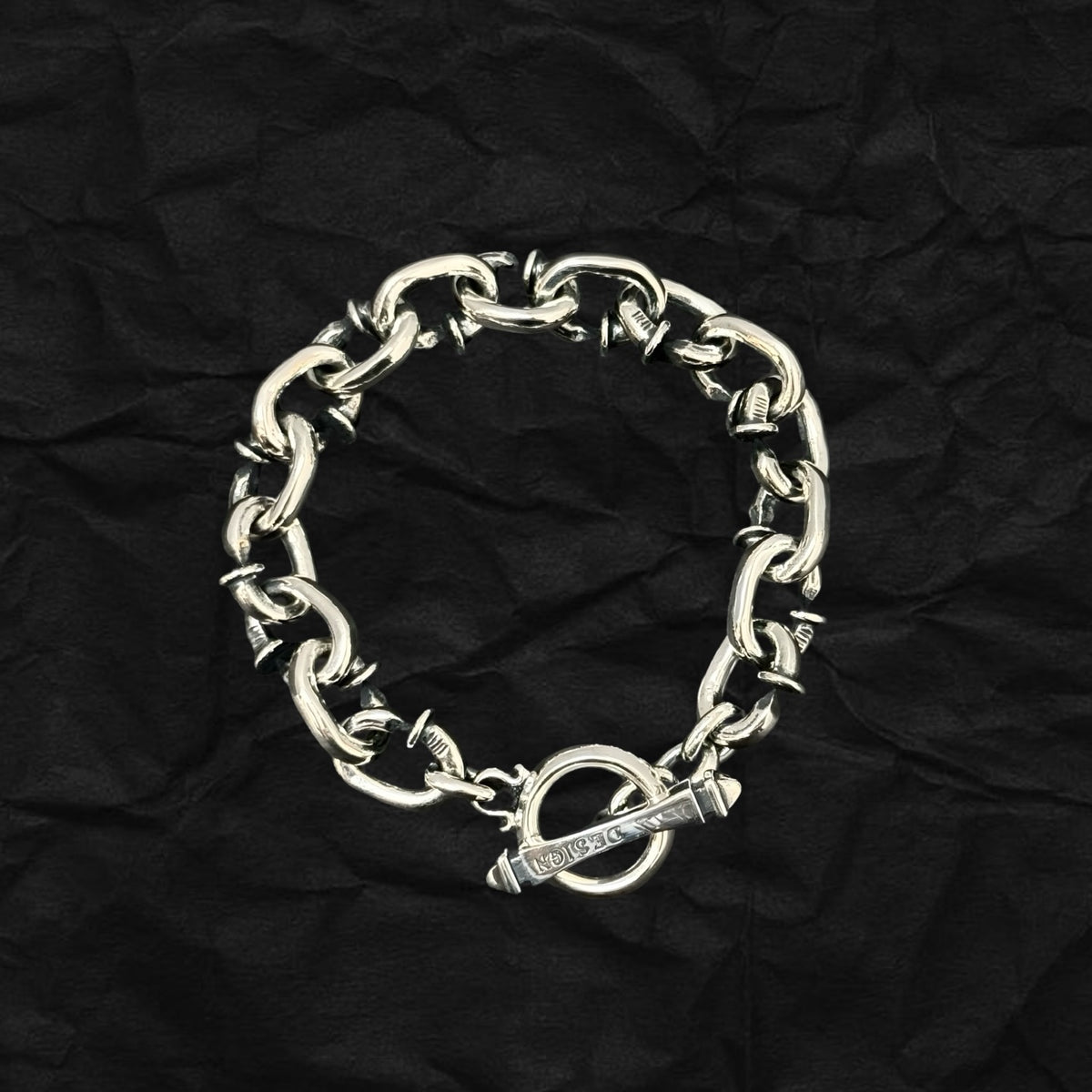 Chunky Nails Bracelet 堅韌釘子之鏈