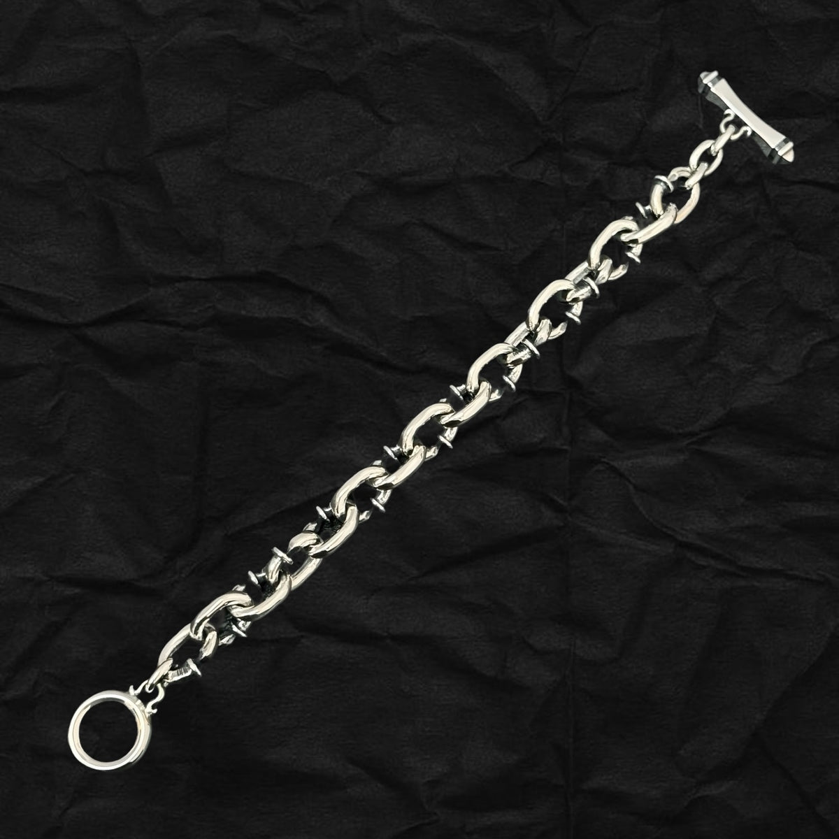 Chunky Nails Bracelet 堅韌釘子之鏈