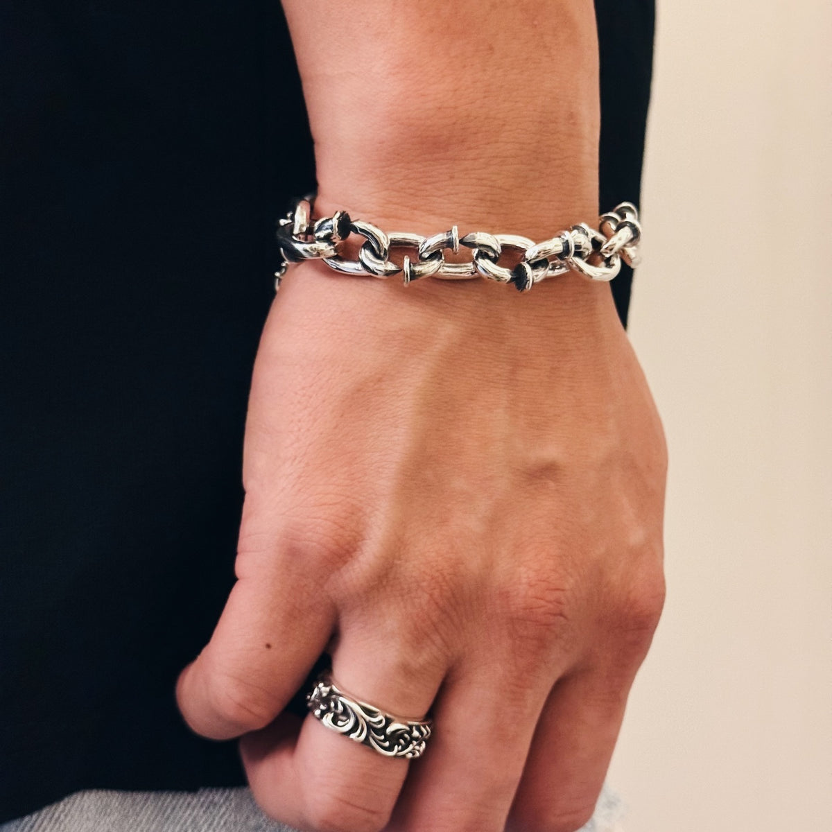 Chunky Nails Bracelet 堅韌釘子之鏈