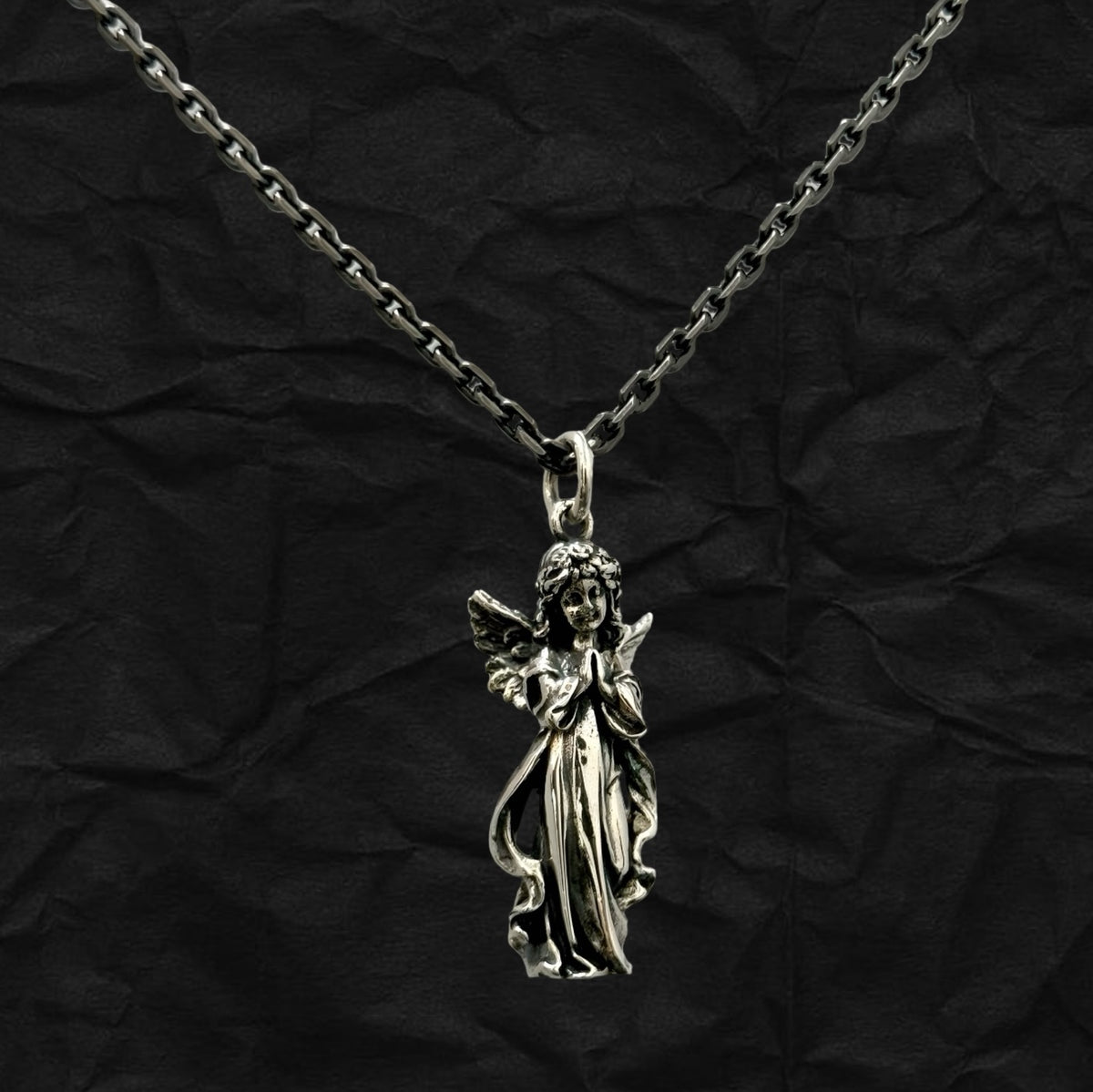 Praying Angel Pendant 祈禱天使吊墜
