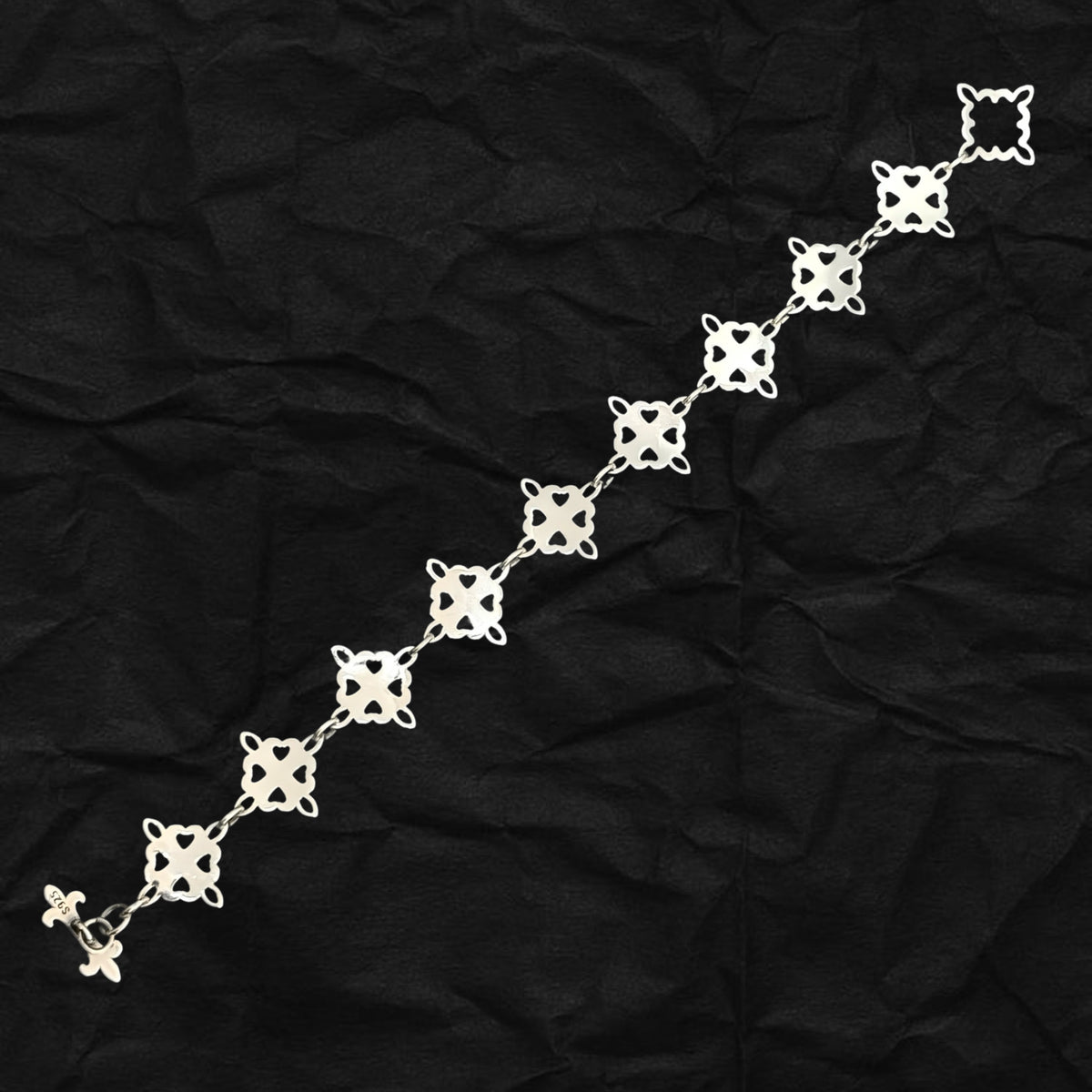 Clover Cross Bracelet 四葉草十字花手鏈