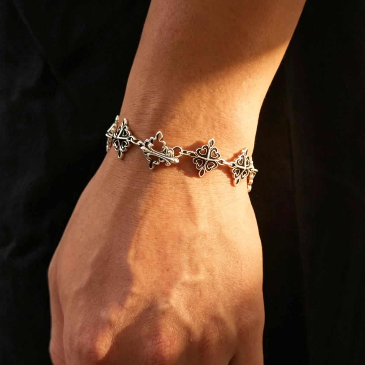 Clover Cross Bracelet 四葉草十字花手鏈