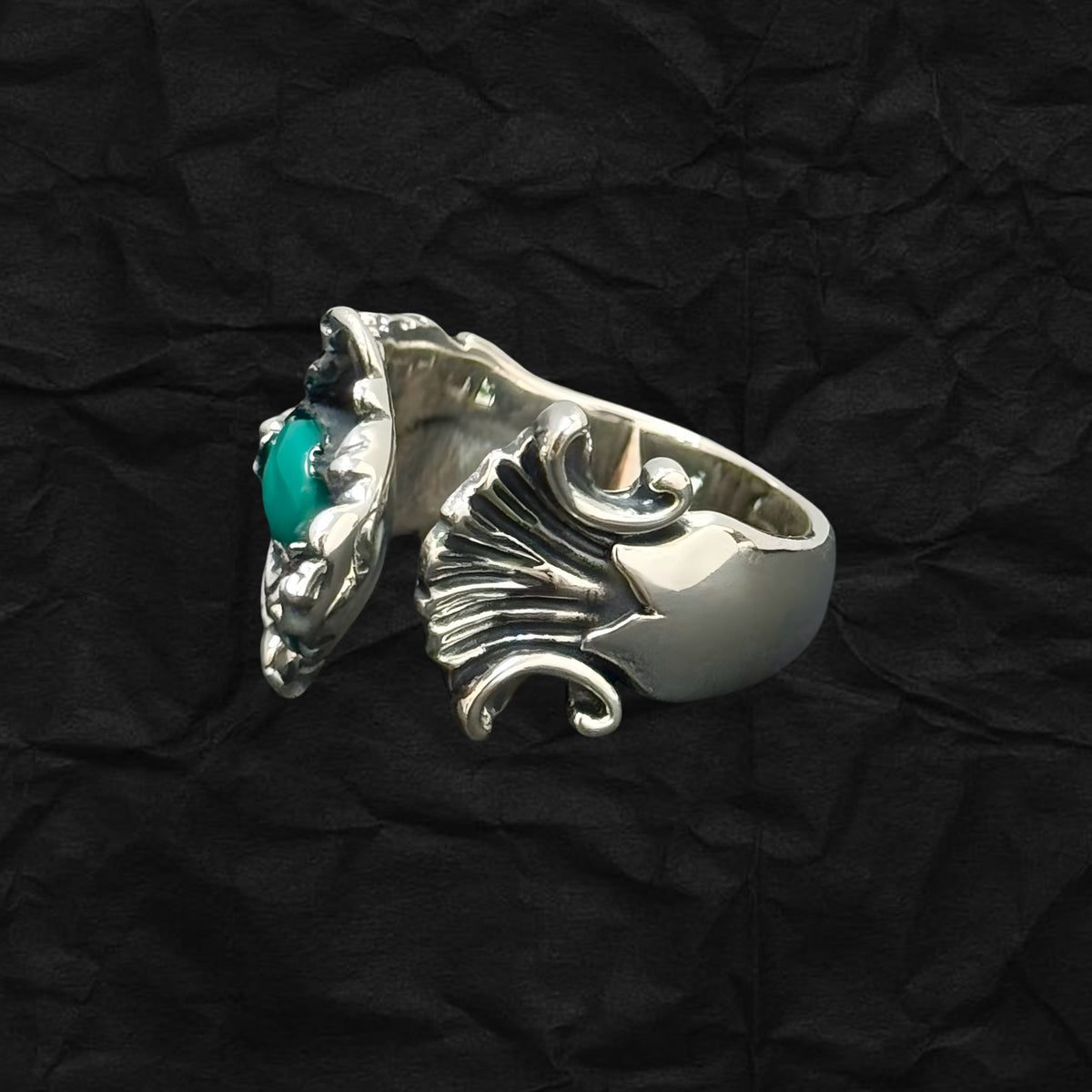 Bone &amp; Feather Turquoise Ring 手工羽毛骨骼綠松石戒指