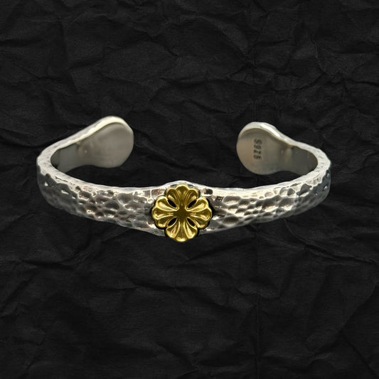 Handmade Flowers Bangle 手工鎚紋金銅雕花手鐲